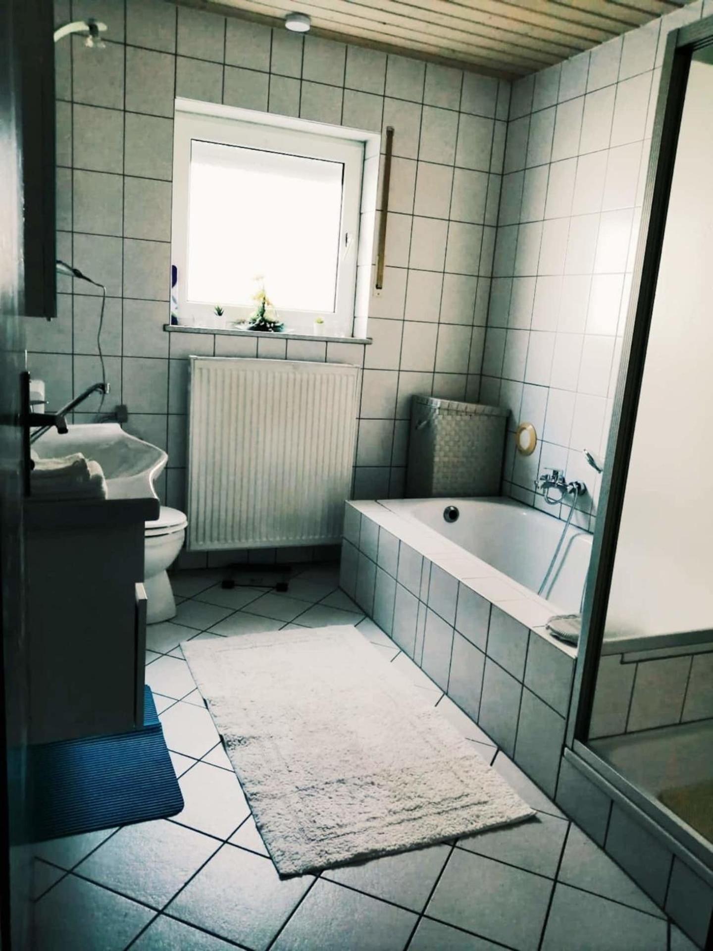 76 Qm Whg Im Eg Haus-Wohlfuehloase Vor Der Haustuer Apartment Gladenbach Bagian luar foto